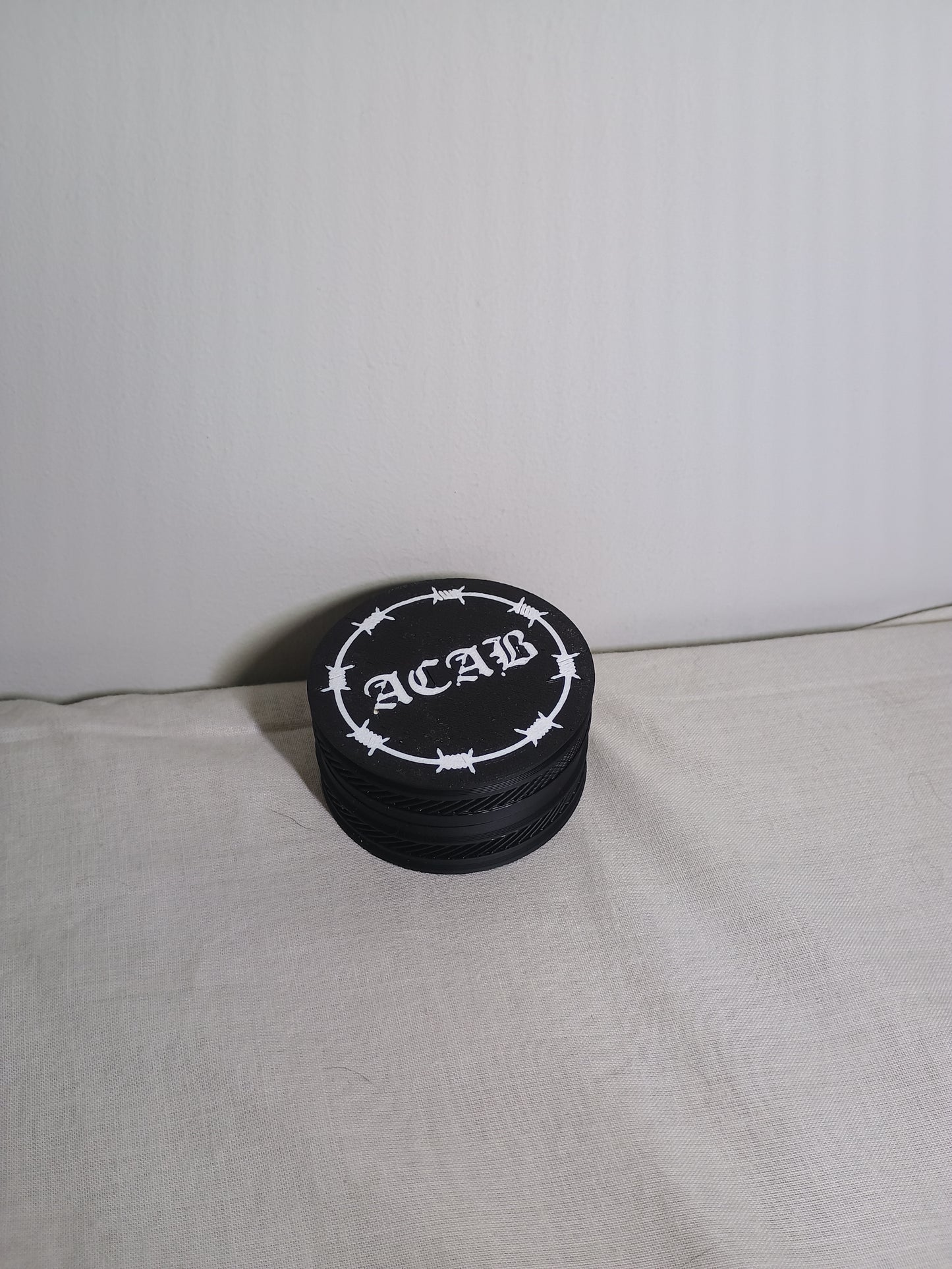Grinder ACAB / Fuck the poliice