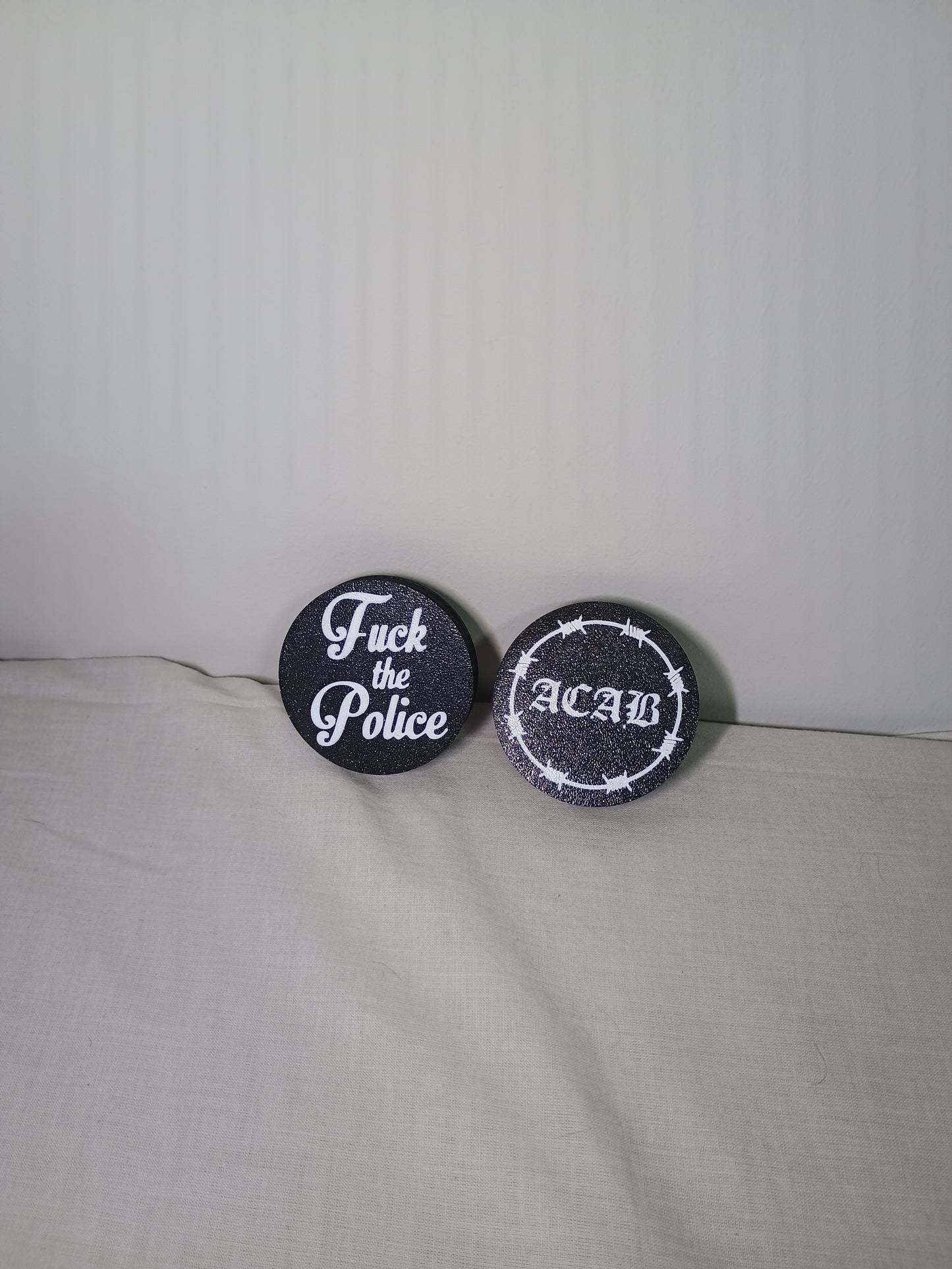 Grinder ACAB / Fuck the poliice